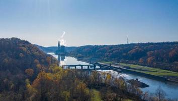 fort martin kolencentrale aan de rivier de Monongahela in de buurt van Point Marion en Morgantown foto