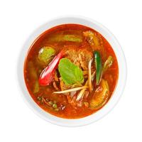 pittige rode curry met varkensvlees foto