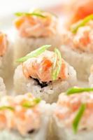 Japanse keuken - sushi roll foto