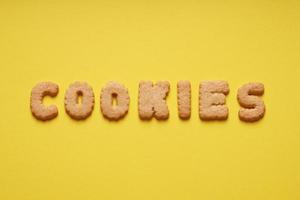 cookies woord gespeld met cookie letters of karakters foto