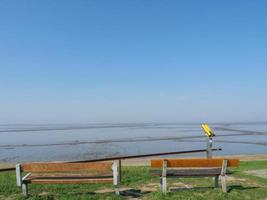 ditzum aan de rivier de ems in duitsland foto