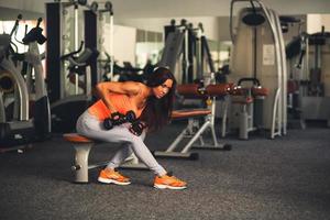 fitness vrouw in sportkleding foto