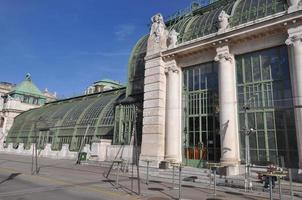 palmenhaus schoenbrunn in wien foto