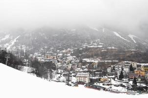 uitzicht op balme, vallei van aosta foto