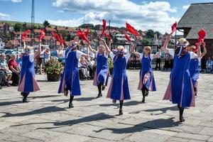 Whitby, North yorkshire, Verenigd Koninkrijk, 2010. vrouwen morris dansen foto