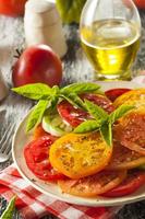 gezonde erfstuk tomatensalade foto