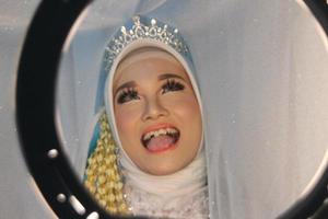 mooie Indonesische moslim bruid. foto