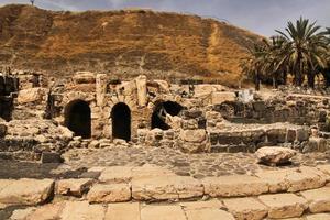 een uitzicht op de oude Romeinse stad Beit Shean in Israël foto