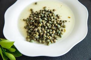 kappertjes verse gezonde maaltijd eten snack dieet op tafel kopieer ruimte voedsel foto