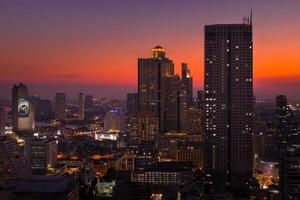 bangkok stad landschap met zonsondergang foto