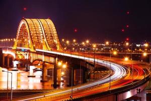 banghwa brug bij nacht, foto