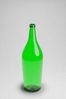 lege flessen voor duidelijke logo's op uw projecten, kleurrijke 3D-rendering. foto