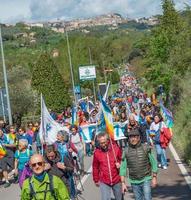 Assisi, Italië, 2022-mars voor vrede tegen alle oorlogen foto