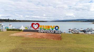 capitolio, mg, brazilië, mei 2019 - i love turvo sign foto