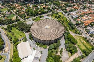 brazilië, mei 2019 - luchtfoto van het journalist felipe drummond stadion foto