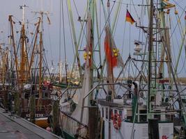 Greetsiel aan de Duitse Noordzeekust foto