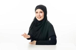 portret van islamitisch vrouwenmodel. foto