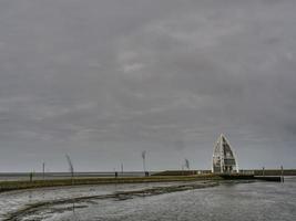 het eiland juist in de Noordzee foto