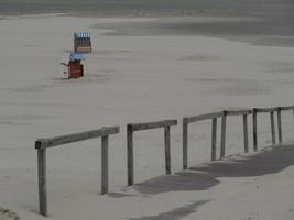 op het strand van juist eiland foto