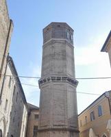 uitzicht op de stad recanati foto