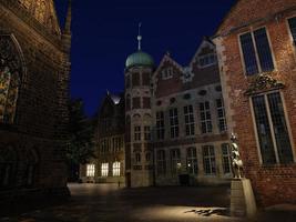 de stad bremen bij nacht foto