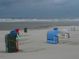 op het strand van juist eiland foto