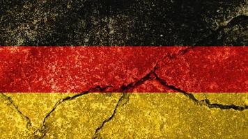 duitse vlag. Duitse vlag op gebarsten betonnen muur foto