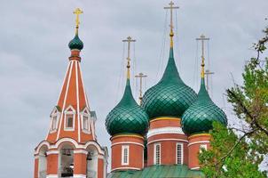 kerk van aartsengel michael, yaroslavl, rusland foto