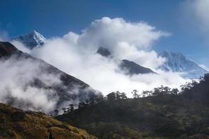 prachtig landschap van bergen van de Himalaya foto