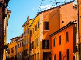 hdr-weergave van het oude stadscentrum in bologna foto