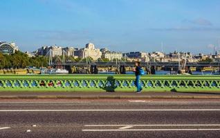 hdr uitzicht vanaf westminster bridge in londen foto