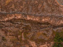 de goed zichtbare tektonische plaat in het nationale park thingvellir in ijsland. foto