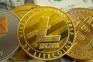 litecoins voor online zaken en commerciële, digitale valuta, virtuele cryptocurrency. foto