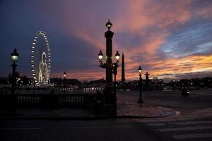 zonsondergang in Parijs foto