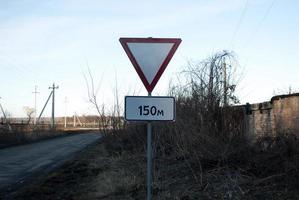 verkeersbord geeft voorrang foto