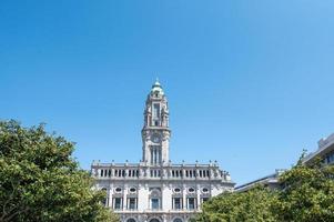 Porto stadhuis gebouw, gemeentelijke kamer op een zonnige dag in de zomer van 2022. foto