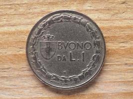 1 lira munt keerzijde met wapen van Savoye, munteenheid van i foto