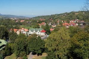 uitzicht op zemelen vanaf het kasteel van dracula in zemelen, transsylvanië, roemenië op 20 september 2018 foto