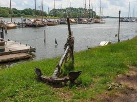 de stad kappeln aan de rivier de schlei foto