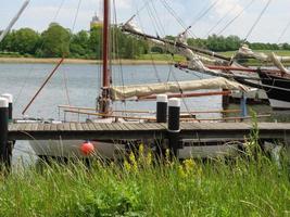 de stad kappeln aan de rivier de schlei foto