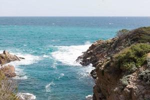 afbeelding van de costa brava, middellandse zee ten noorden van catalonië, spanje. foto