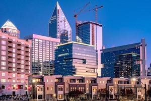 Charlotte North Carolina skyline van de stad na overwinterde storm foto