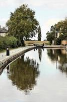 whitchurch in het verenigd koninkrijk in mei 2020 zicht op het kanaal bij whitchurch in shropshire foto