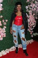 los angeles 11 mrt - kinya claiborne at the seagram s escapes tropical rose launch party in de hclub op 11 maart 2020 in los angeles, ca foto