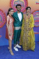 los angeles 7 mrt - leela ladnier, utkarsh ambudkar, freida pinto bij de première van disney junior s mira, koninklijke detective in de disney studio's op 7 maart 2020 in burbank, ca foto