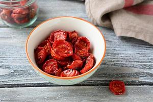 voedzame zongedroogde tomaten foto