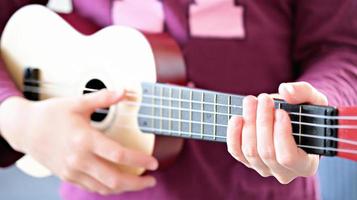 gitaar leren spelen. foto