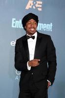 los angeles, 11 dec - nick cannon bij de 22e jaarlijkse critics choice awards op barker hanger op 11 december 2016 in santa monica, ca foto