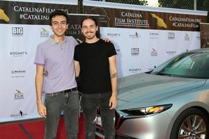 los angeles 25 sep - felipe vargas en tj ryan op het catalina filmfestival rijden door de rode loper, vrijdag in het scottish rite evenementencentrum op 25 september 2020 in long beach, ca foto