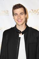 los angeles, 10 sep - cody linley at the dance with me usa grand opening in dance with me studio op 10 september 2014 in sherman eiken, ca foto